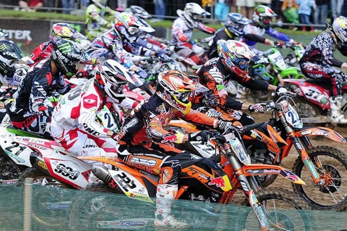 Le foto più spettacolari del GP di Lettonia (10)