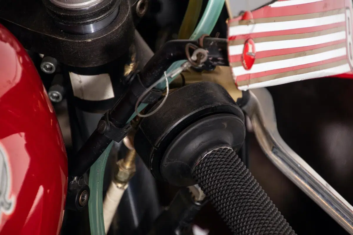 Cagiva 500 GP: una C587 in vendita da Ruotedasogno [VIDEO] (10)