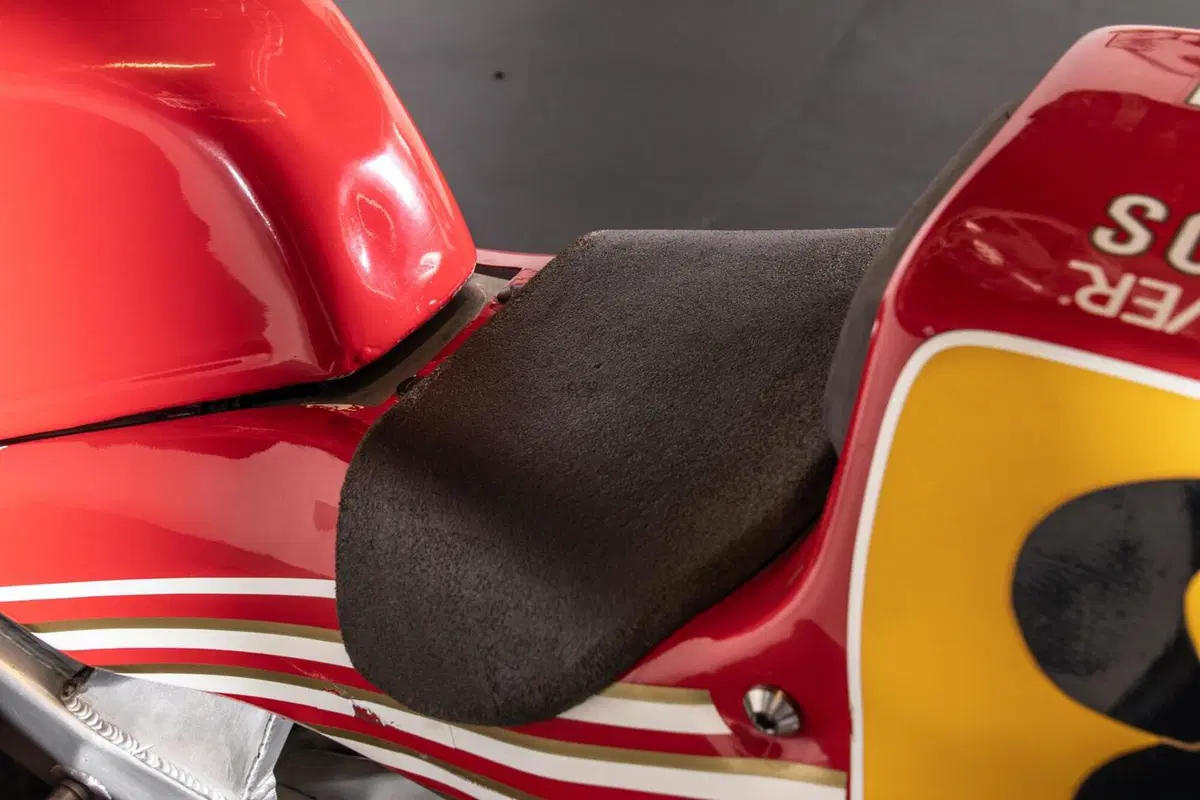 Cagiva 500 GP: una C587 in vendita da Ruotedasogno [VIDEO] (14)