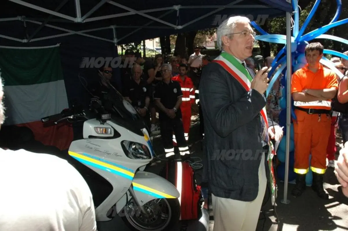 Suzuki Burgman 650, il primo "scooter-ambulanza"