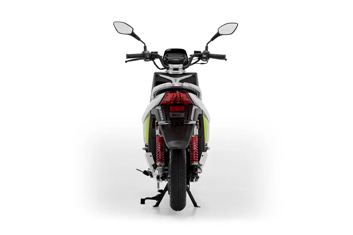 TEST Lifan E3. Lo scooter elettrico piccolo e agile (8)