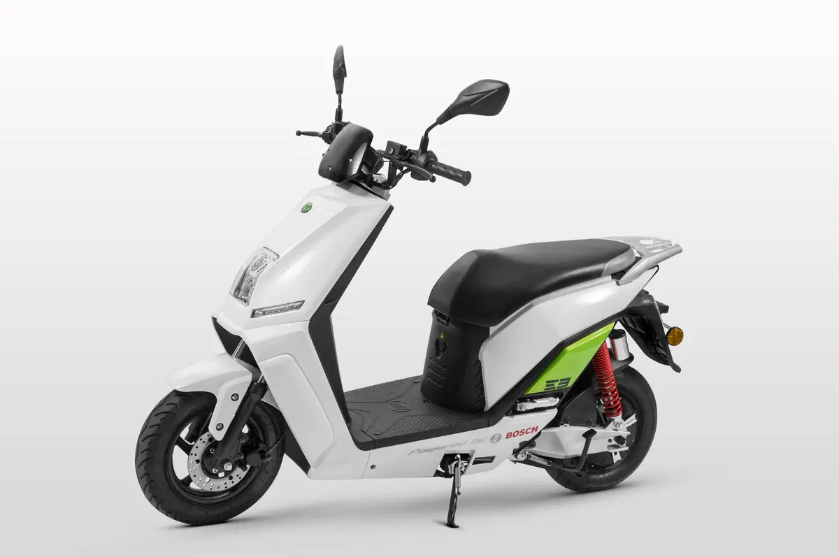 TEST Lifan E3. Lo scooter elettrico piccolo e agile (12)