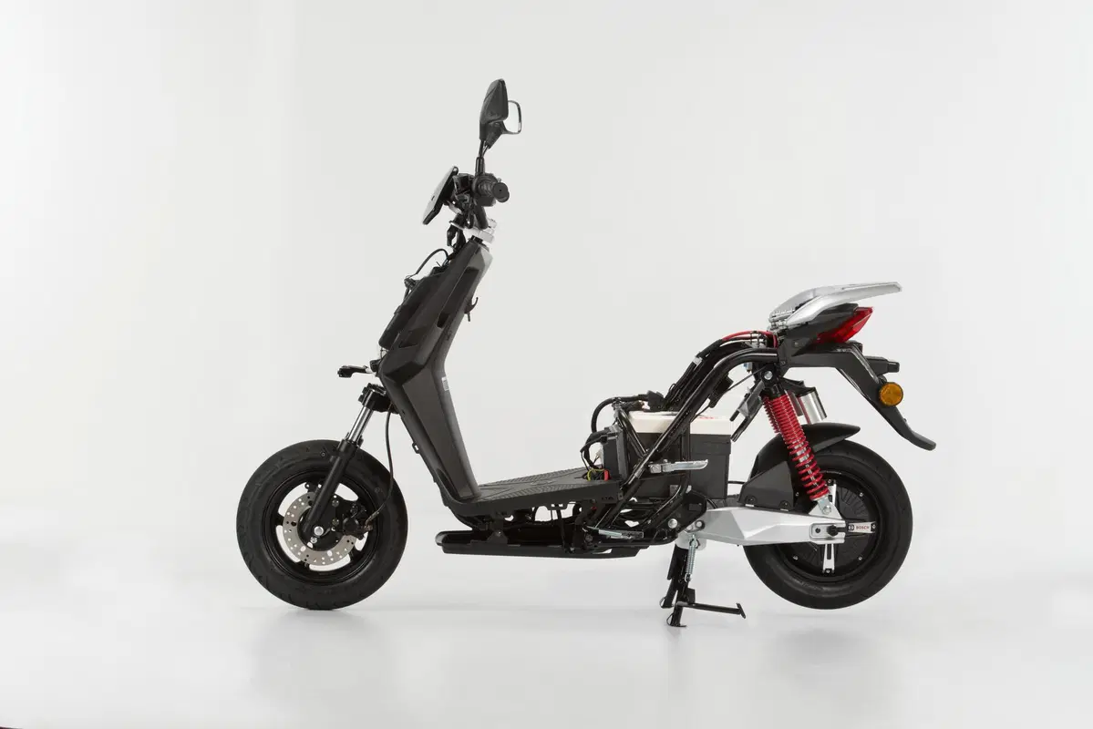 TEST Lifan E3. Lo scooter elettrico piccolo e agile (21)