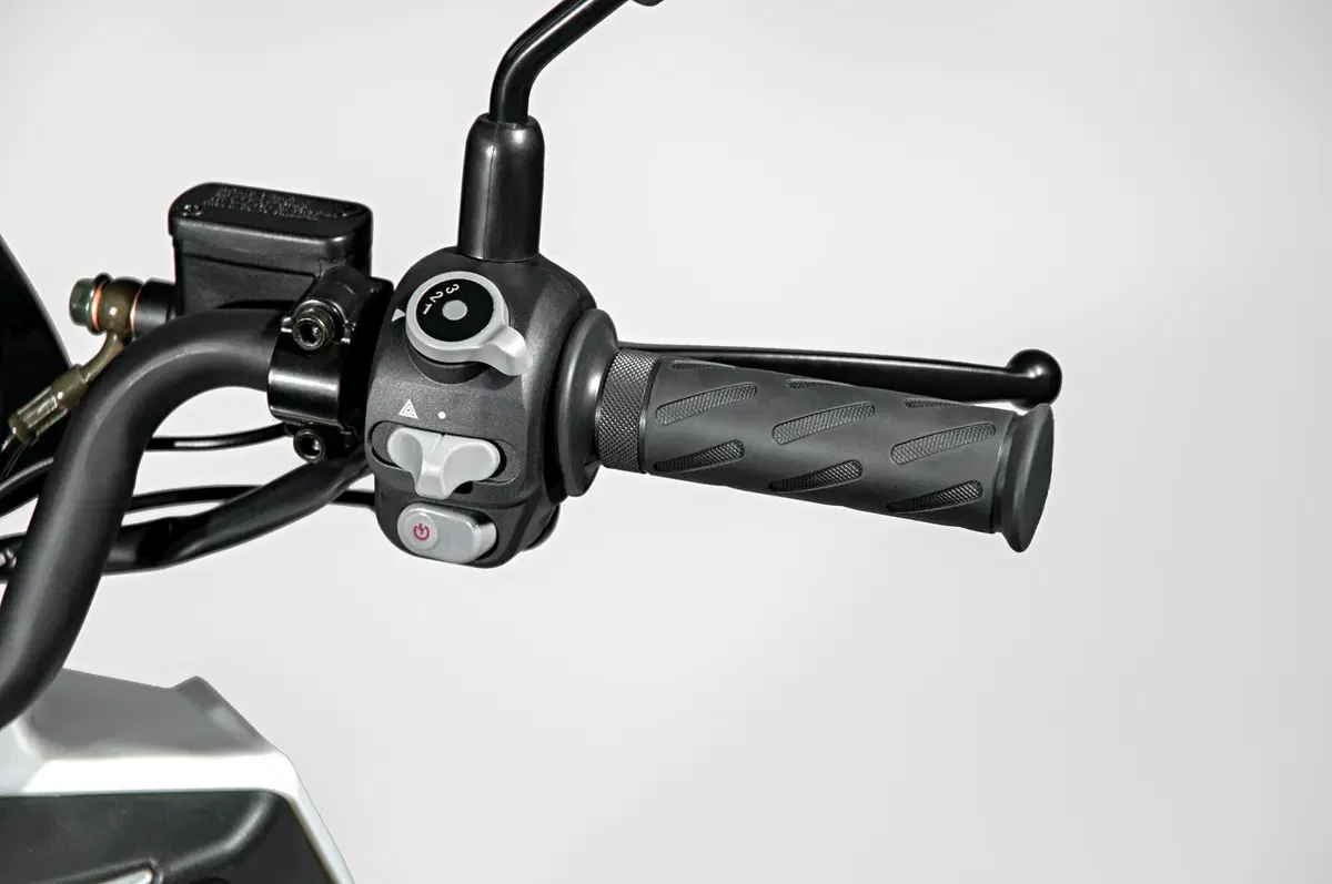 TEST Lifan E3. Lo scooter elettrico piccolo e agile (23)
