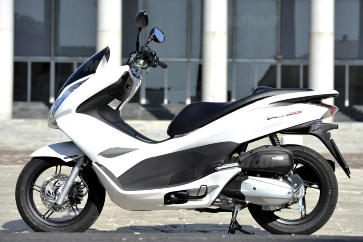 Honda PCX 150  (11)