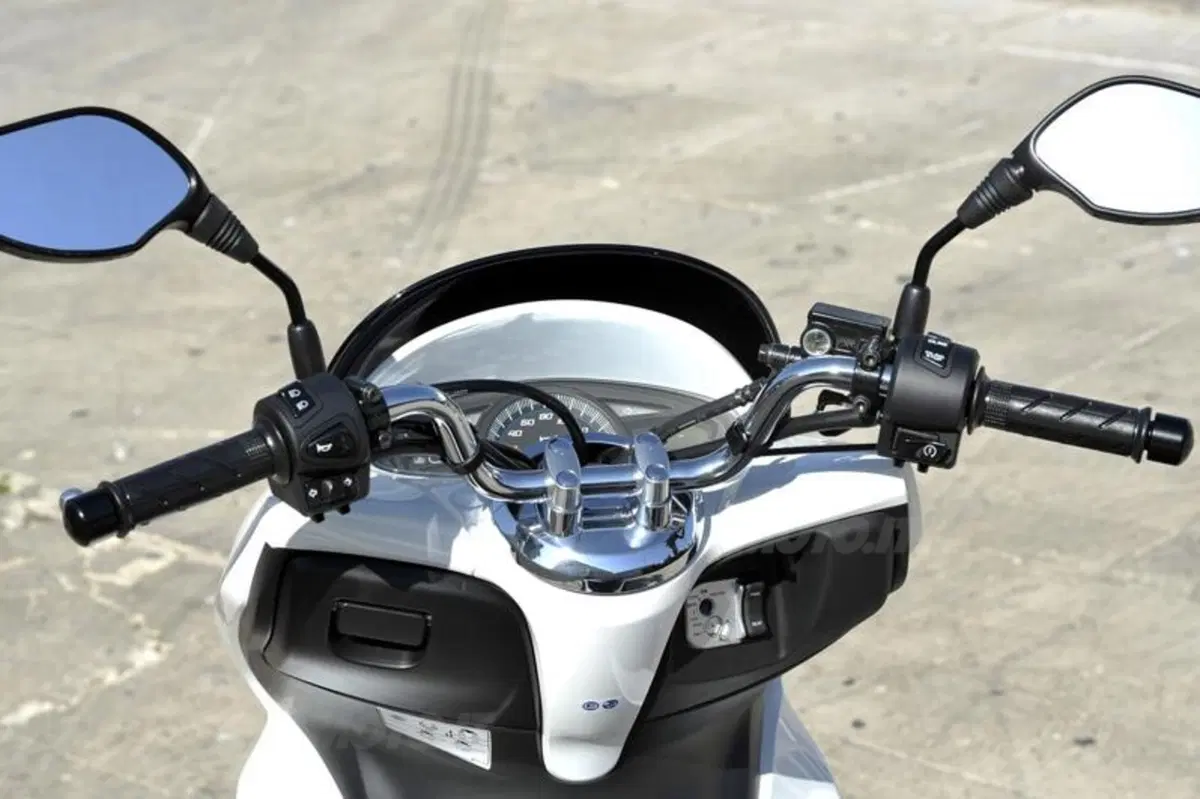 Honda PCX 150  (19)
