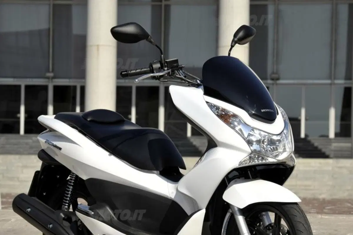 Honda PCX 150  (29)