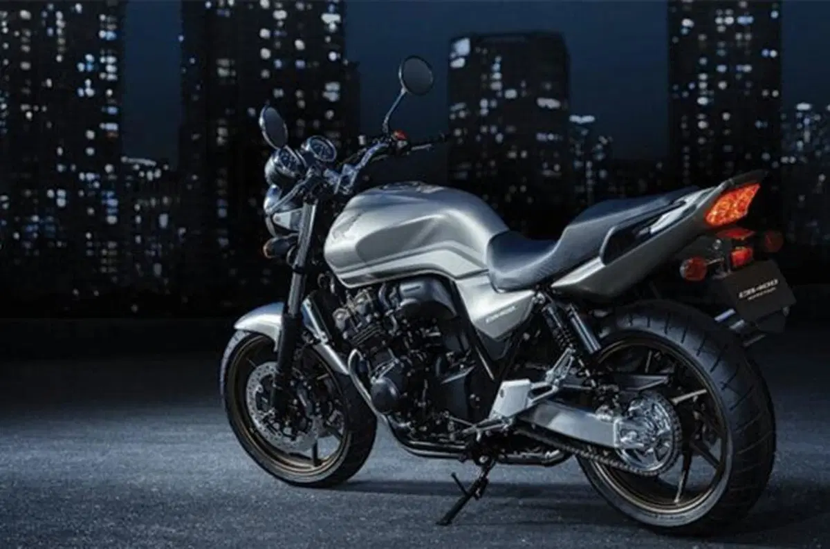 Honda CBR400RR. Perché potrebbe arrivare