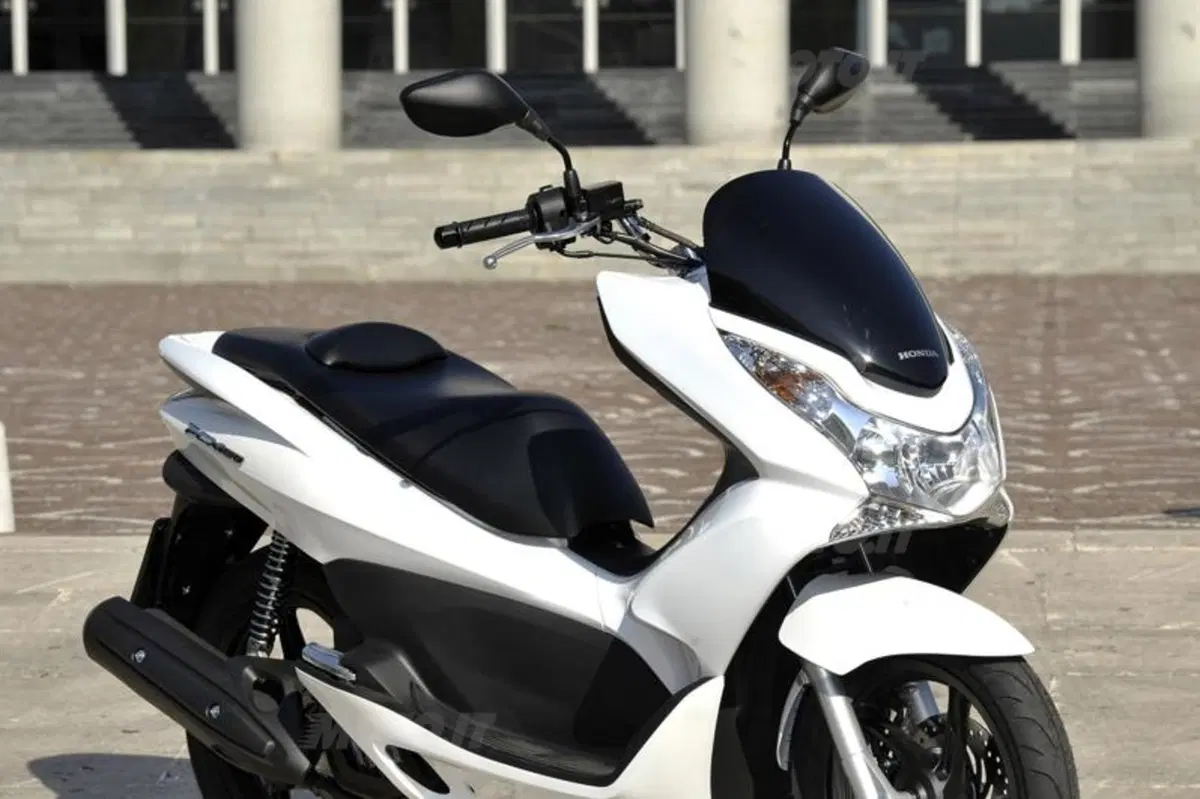 Honda PCX 150  (30)