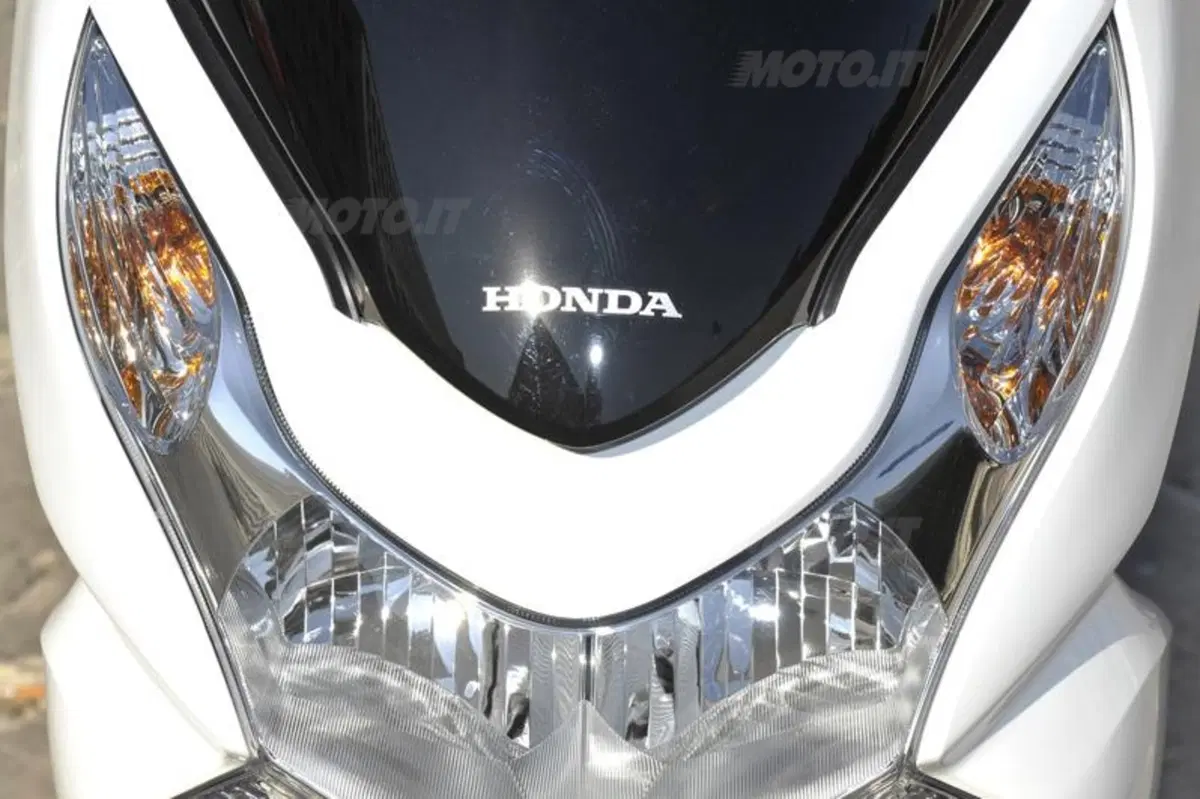 Honda PCX 150  (31)