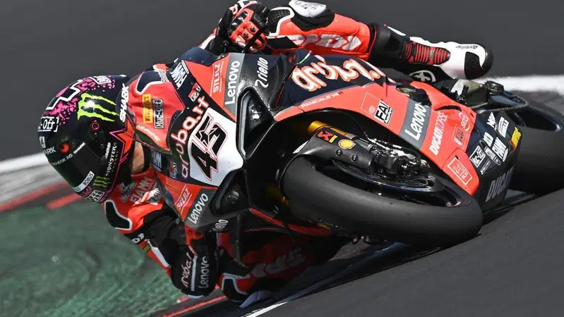 SBK. Test a Misano, Day 1: Redding &egrave; il pi&ugrave; veloce