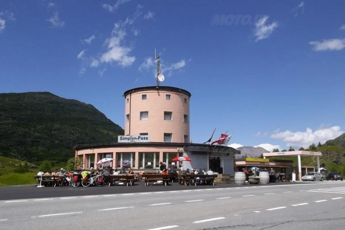 Viaggi in moto. Una coppia on the road! (10)