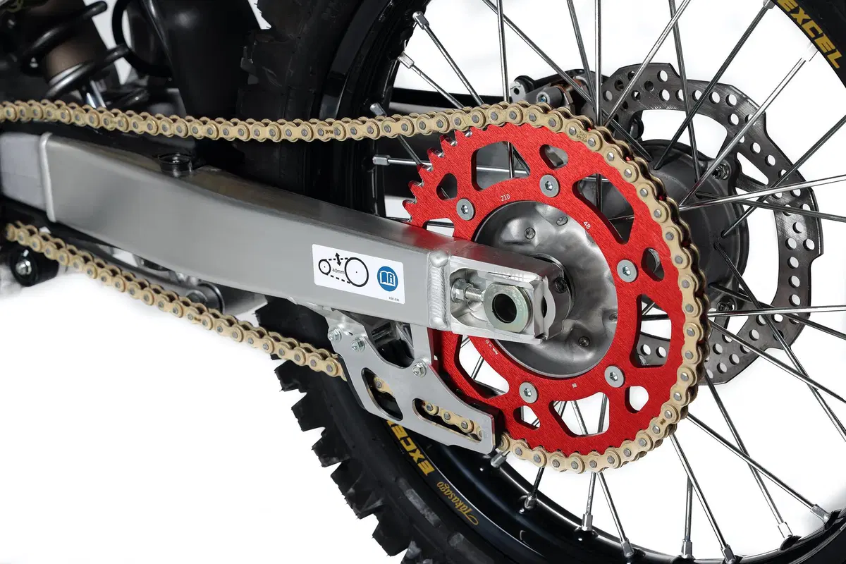 Honda RedMoto: CRF 250R Carbon Edition e Carbon Edition Pro (8)