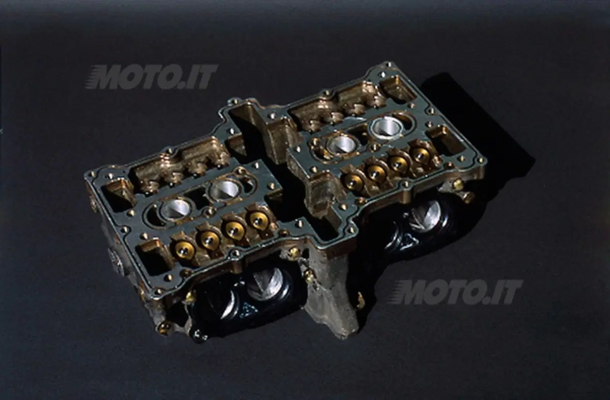 La storia dei V4 Honda da corsa. Prima puntata (21)