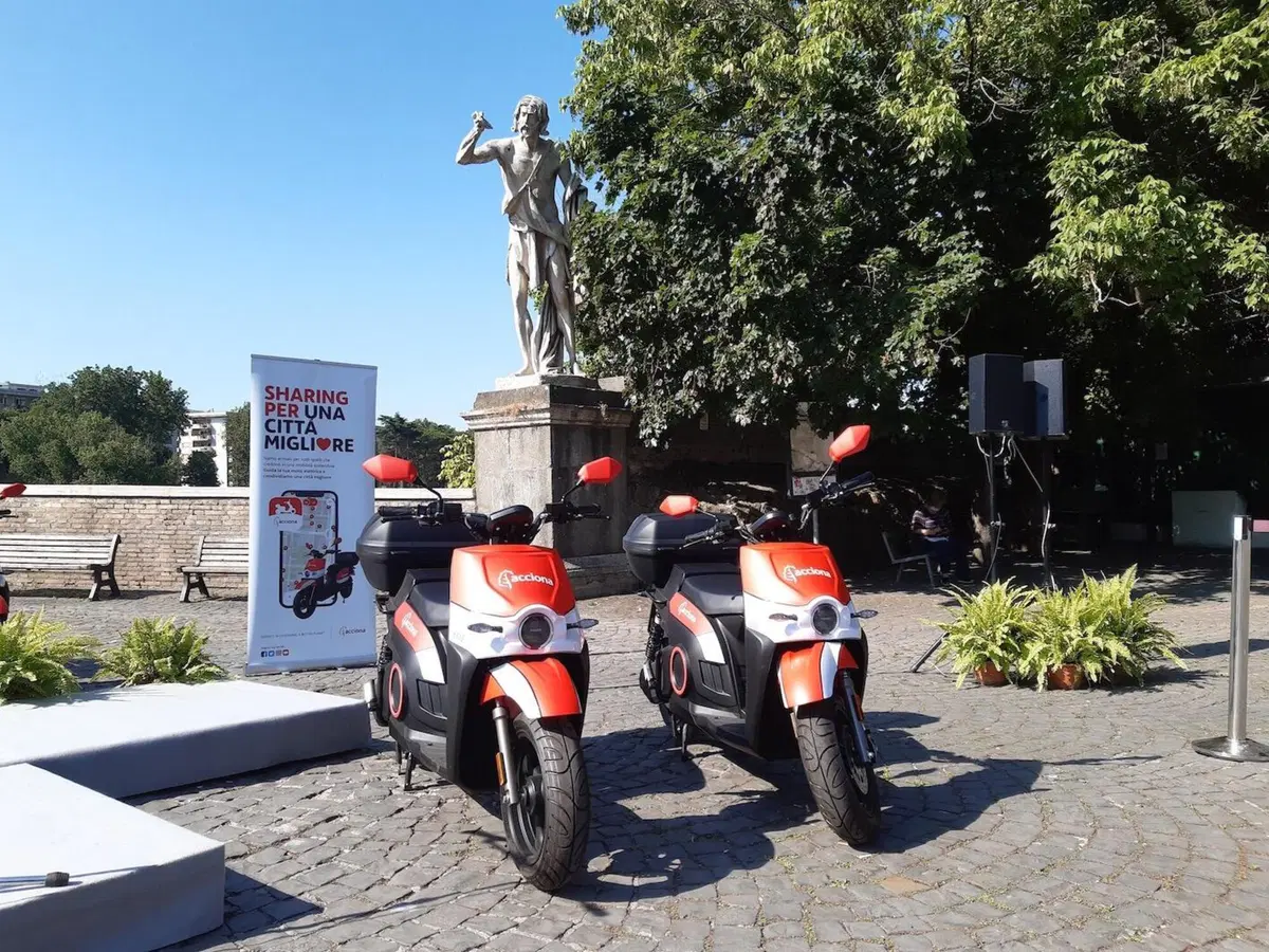 Scooter sharing elettrico Acciona anche a Roma (8)