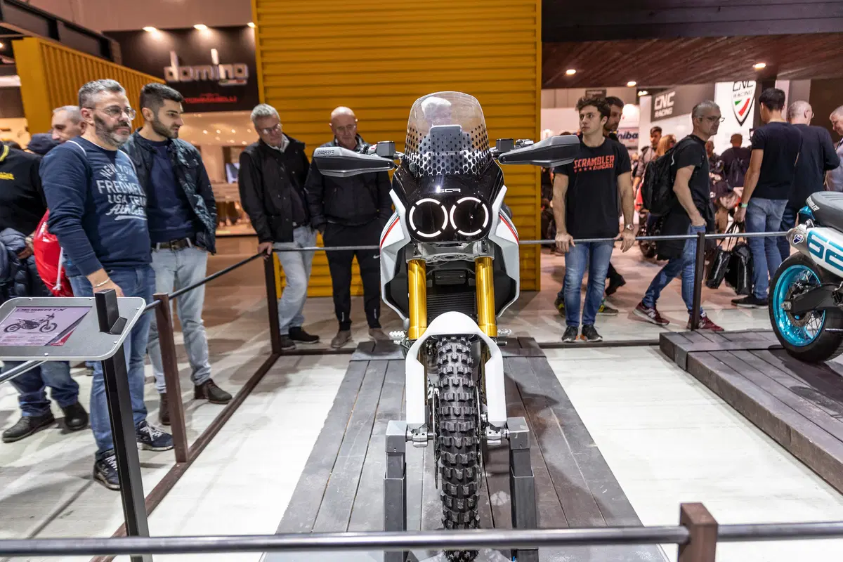 Scrambler DesertX e The Motard Concept a ECIMA 2019 (13)