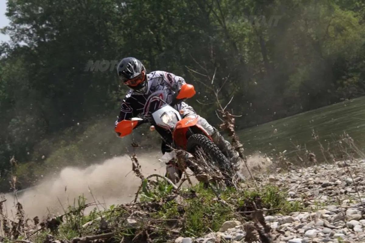 KTM 690 Enduro R   (13)