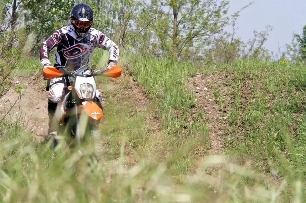 KTM 690 Enduro R   (27)