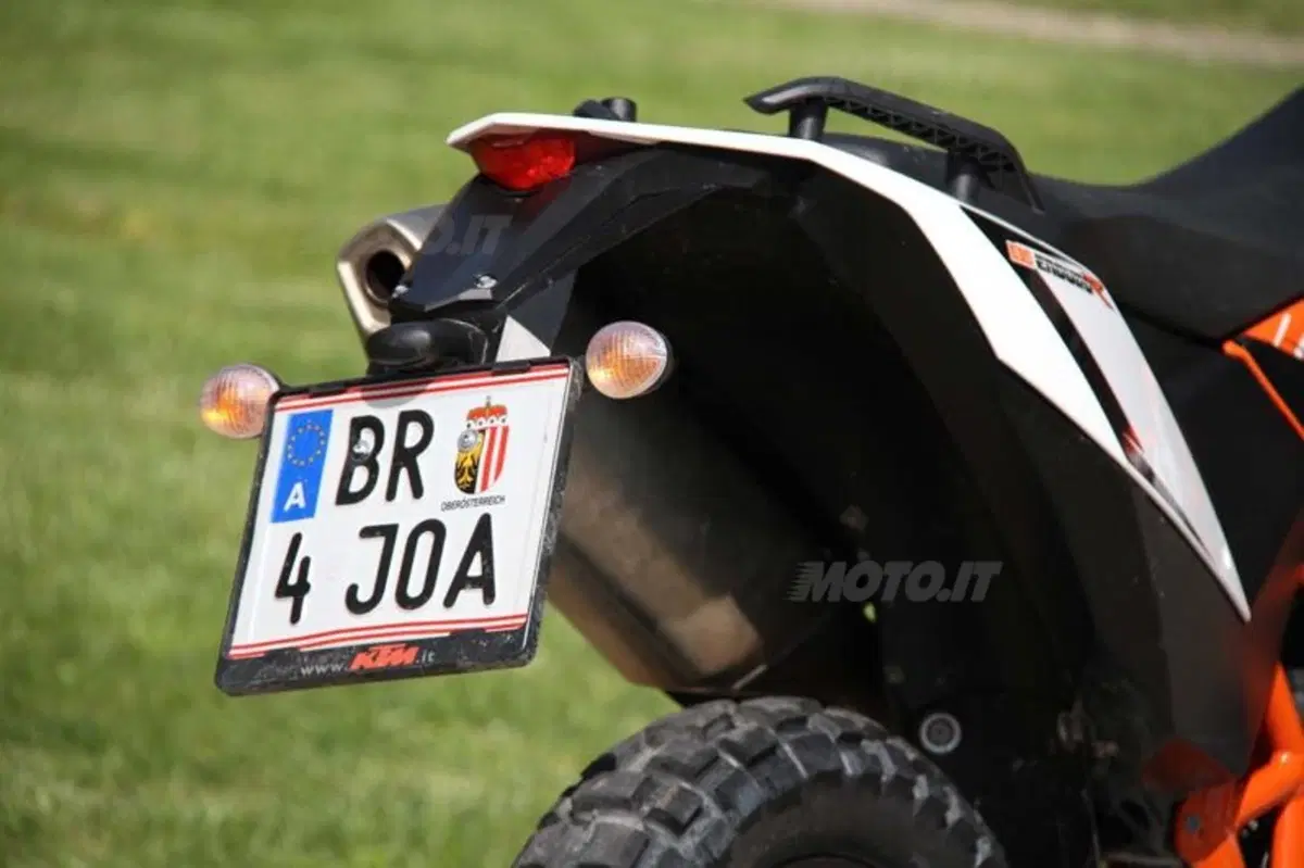 KTM 690 Enduro R   (50)