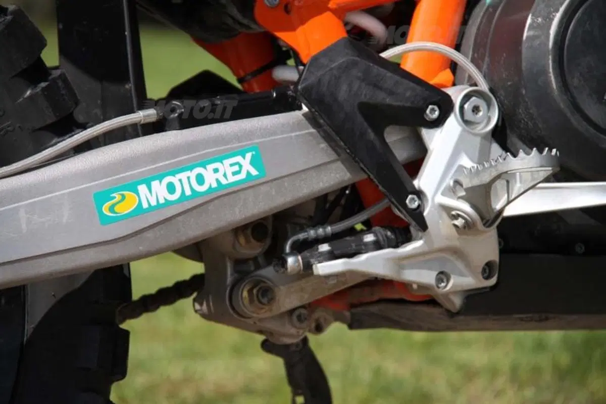 KTM 690 Enduro R   (52)