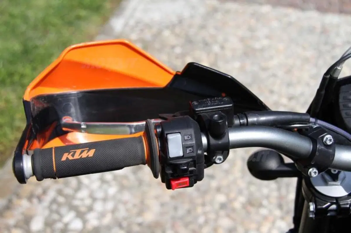 KTM 690 Enduro R   (61)