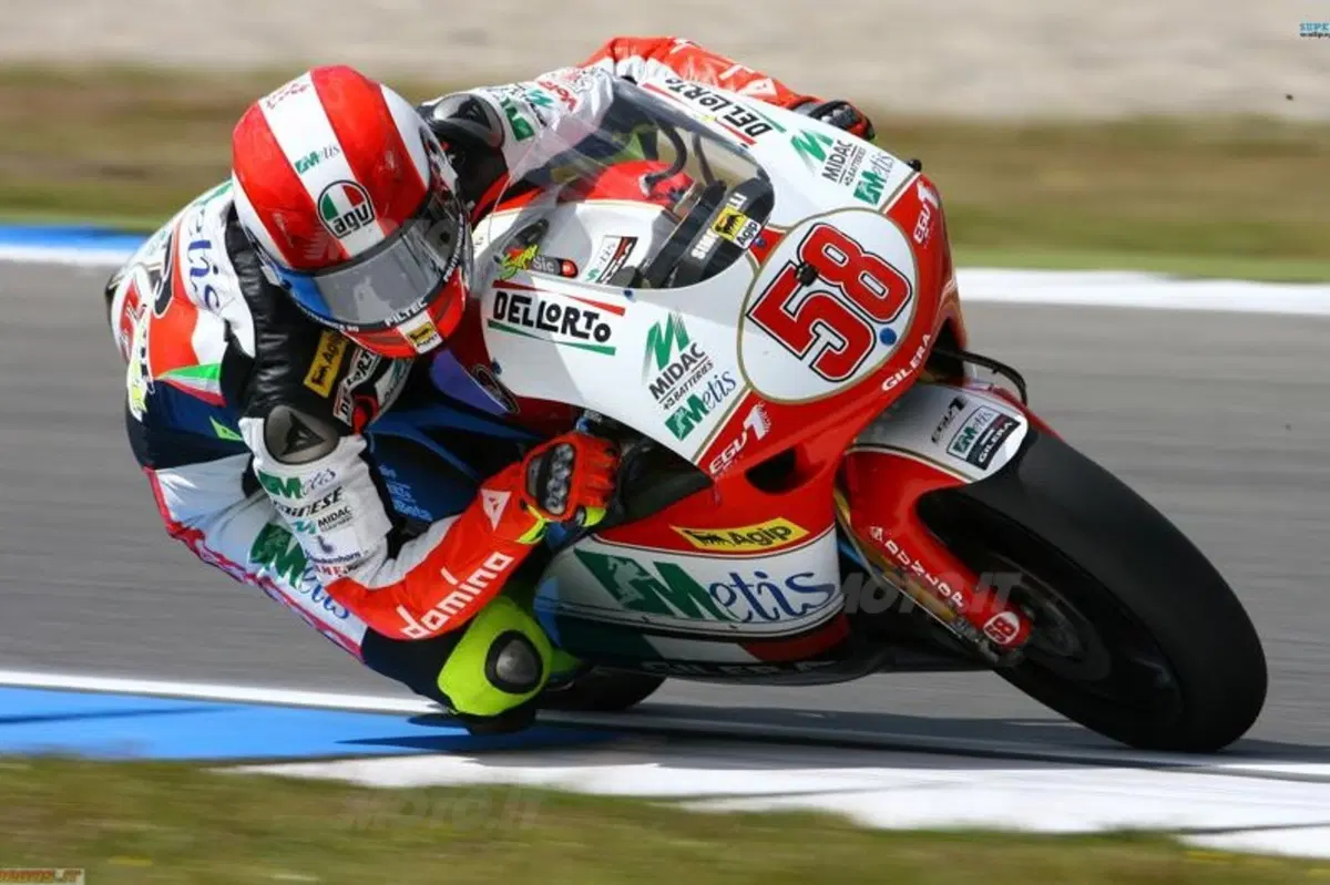 La Gilera 250 di Marco donata alla famiglia Simoncelli (2)