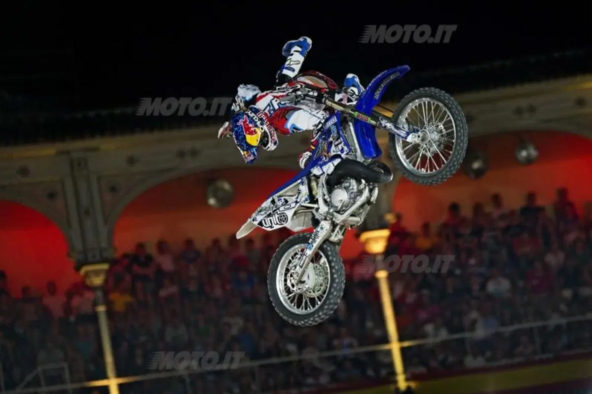 Red Bull X-Fighters 2012: nell'arena dei tori Levi Sherwood vince la tappa di Madrid (11)