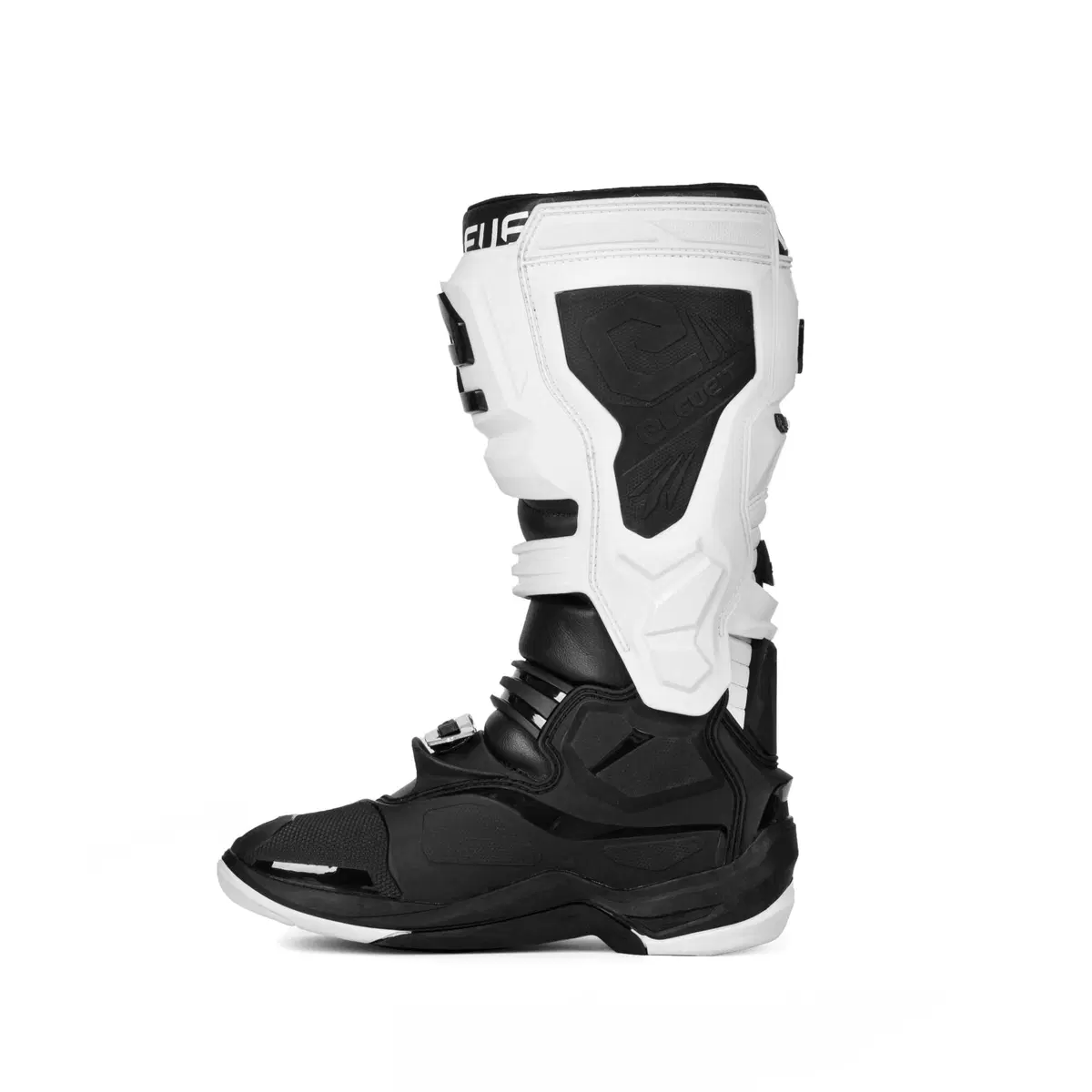 Eleveit presenta la linea off-road X-Legend (12)