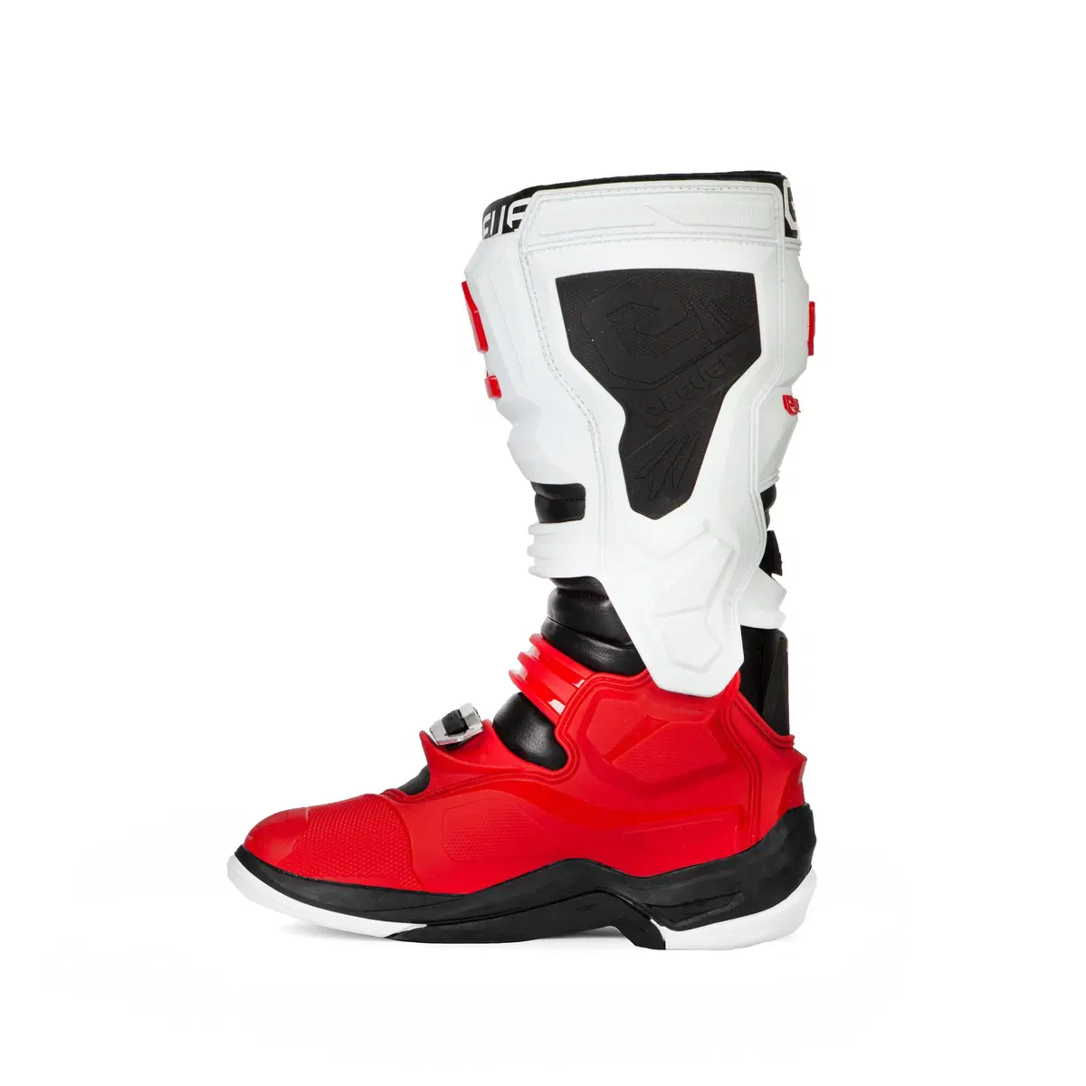 Eleveit presenta la linea off-road X-Legend (17)
