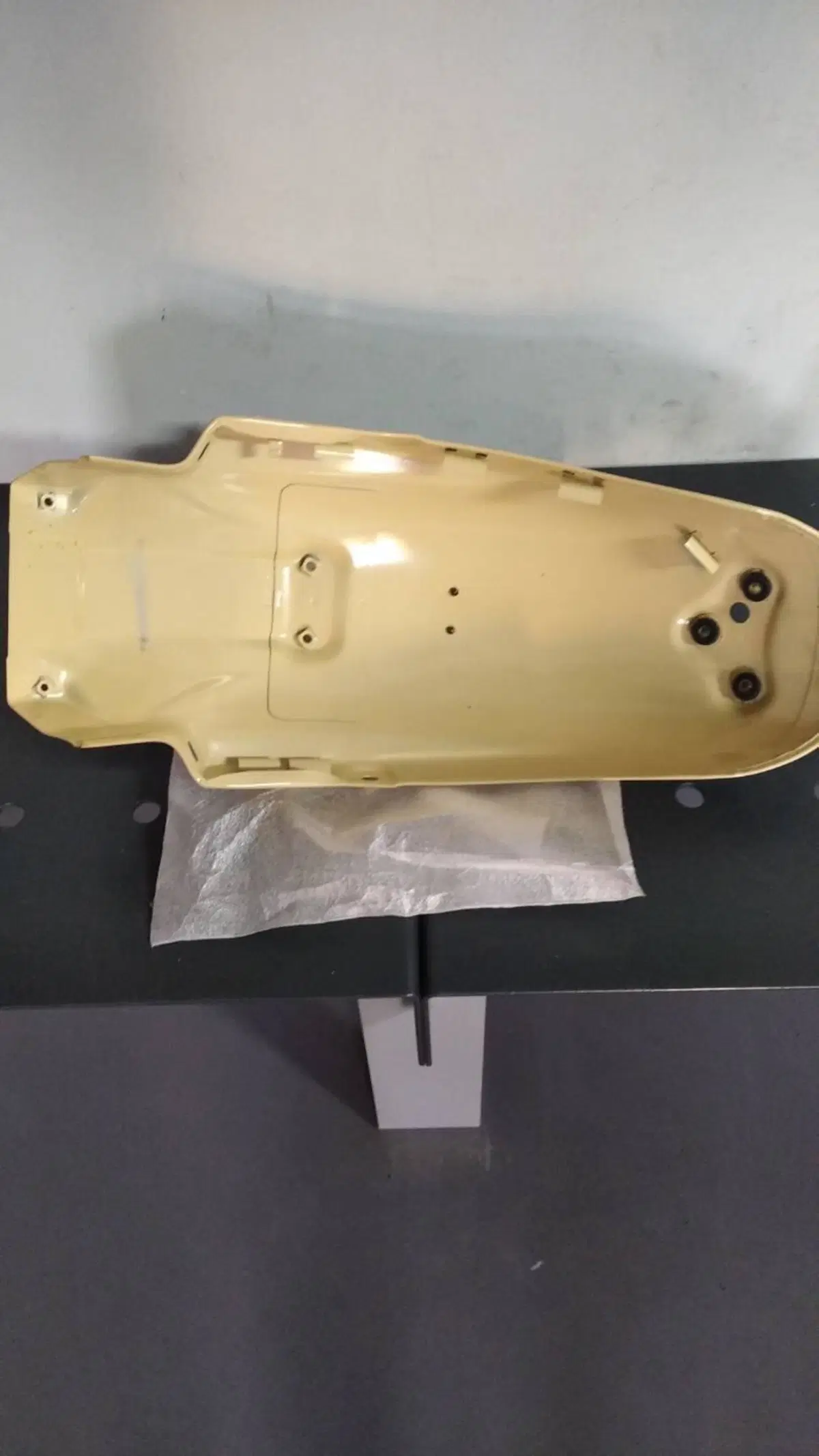 PARAFANGO POSTERIORE ORIGINALE YAMAHA XV535 (2)