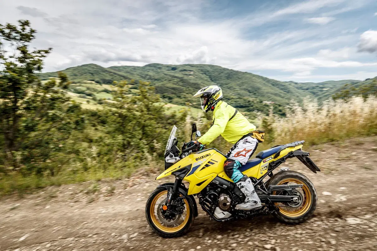 Suzuki V-Strom Academy, a scuopla di fuoristrada con la V-Strom 1050 (10)