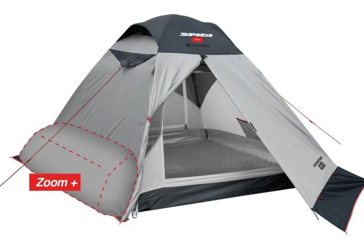 Tenda, sacco a pelo e materassino nell'Expedition Kit di Spidi