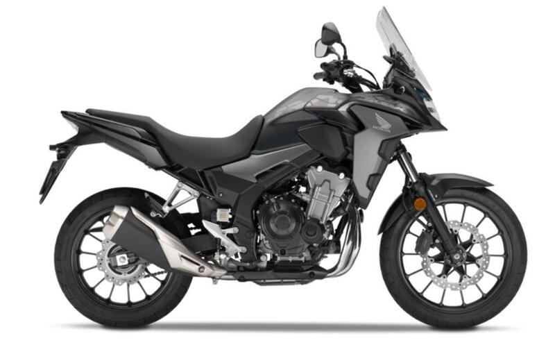 La CB500X versione 2020 nera in vendita in Italia