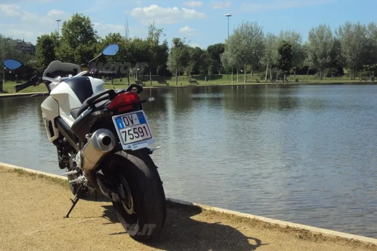 Turismo. La Roma che non ti aspetti, in moto (11)