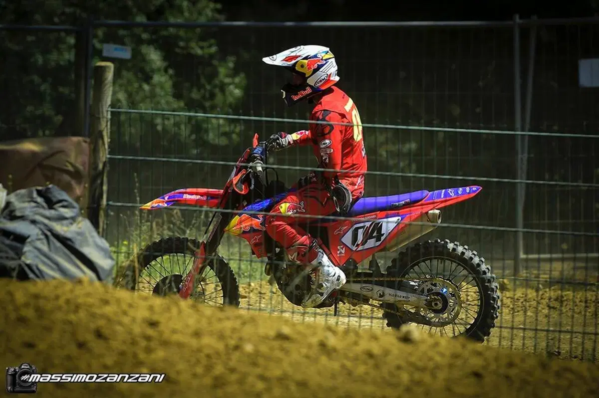 MotoGP. Andrea Dovizioso cade e si infortuna facendo motocross: frattura della clavicola  (5)