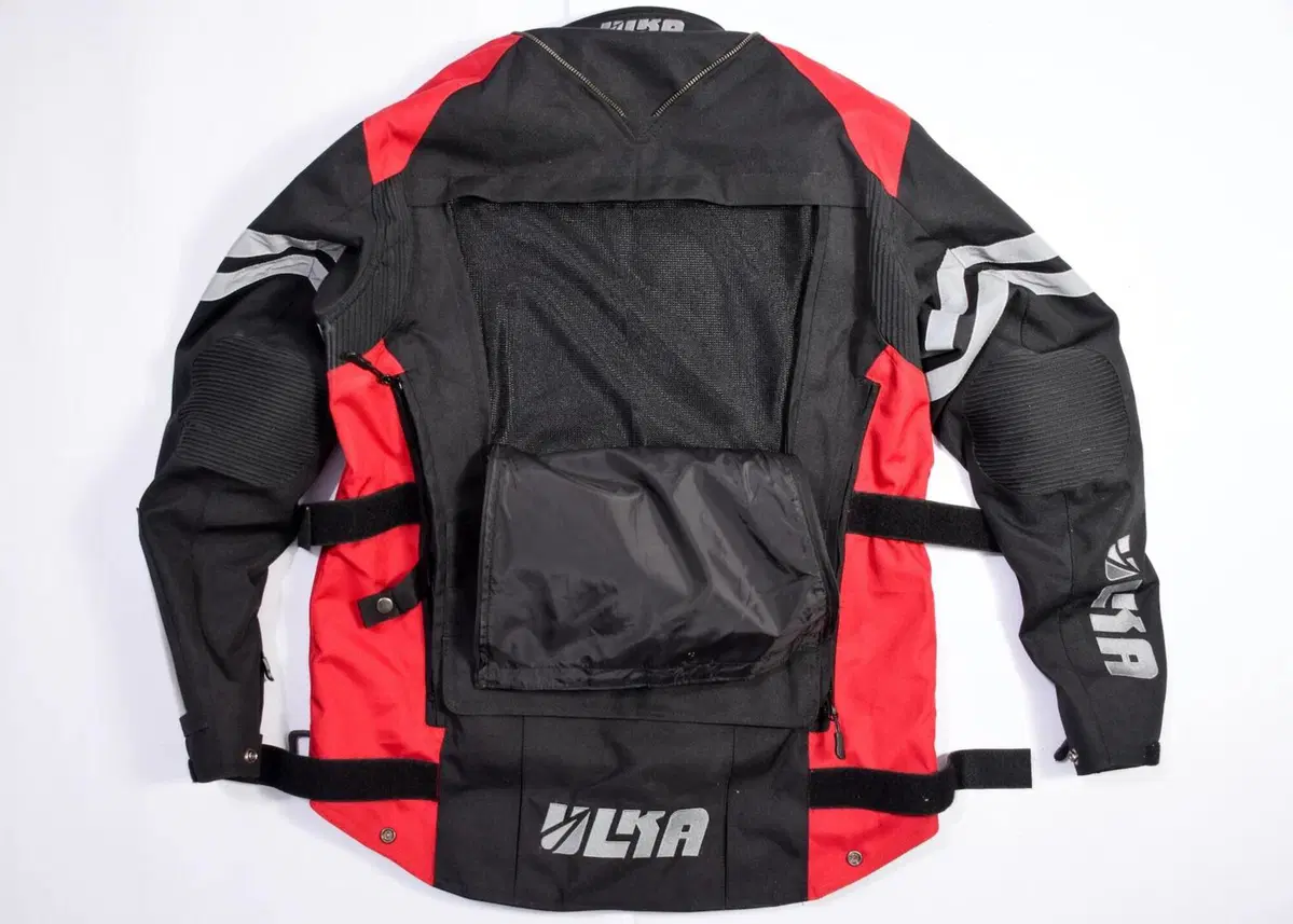 Ulka Hakkit Forever: la giacca moto che diventa zaino (9)