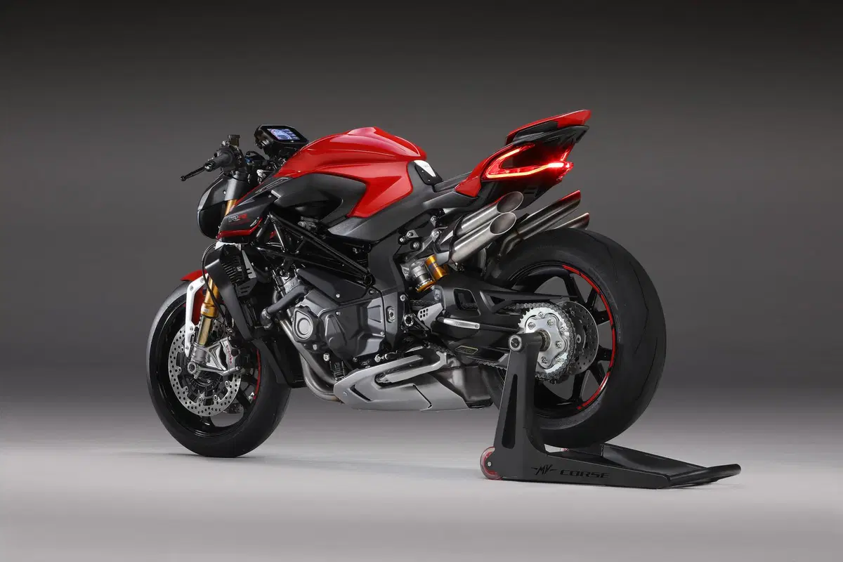 MV Agusta Brutale 1000 RR: il massimo, per tutti (8)
