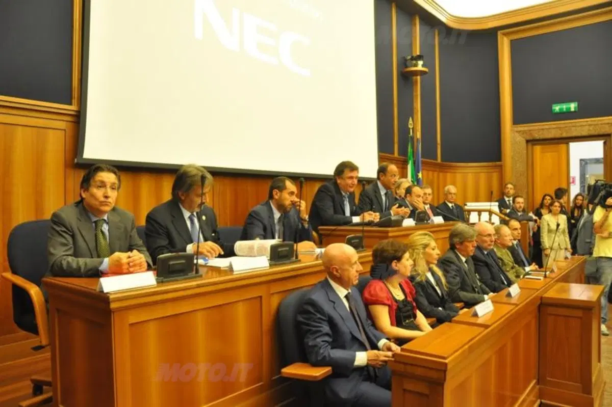 Tutti insieme per la sicurezza. Calano gli incidenti ma resta molto da fare (2)