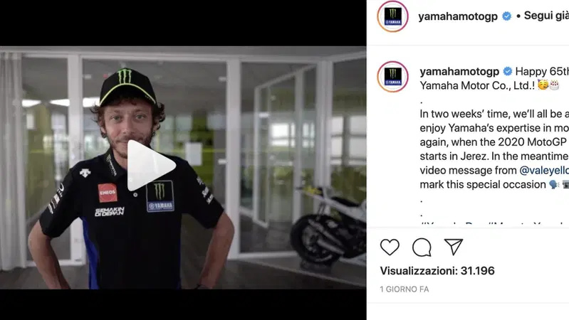Valentino Rossi fa gli auguri a Yamaha: "Un giorno speciale!" [VIDEO]