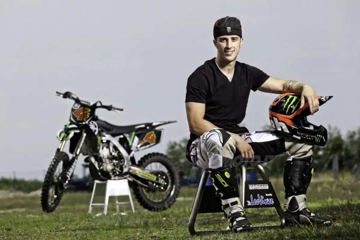 Dovizioso in sella alle Yamaha YZ450SM ed YZ250F  (5)