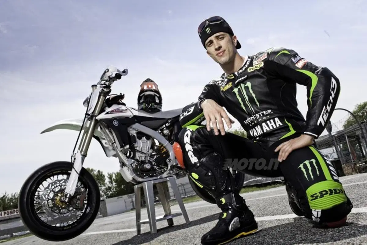Dovizioso in sella alle Yamaha YZ450SM ed YZ250F  (12)