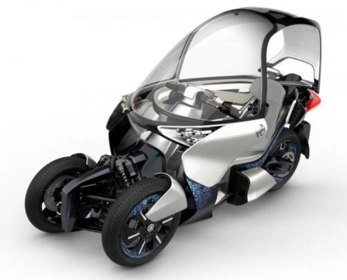 Yamaha, un nuovo tre ruote ibrido dal concept MW-Vision