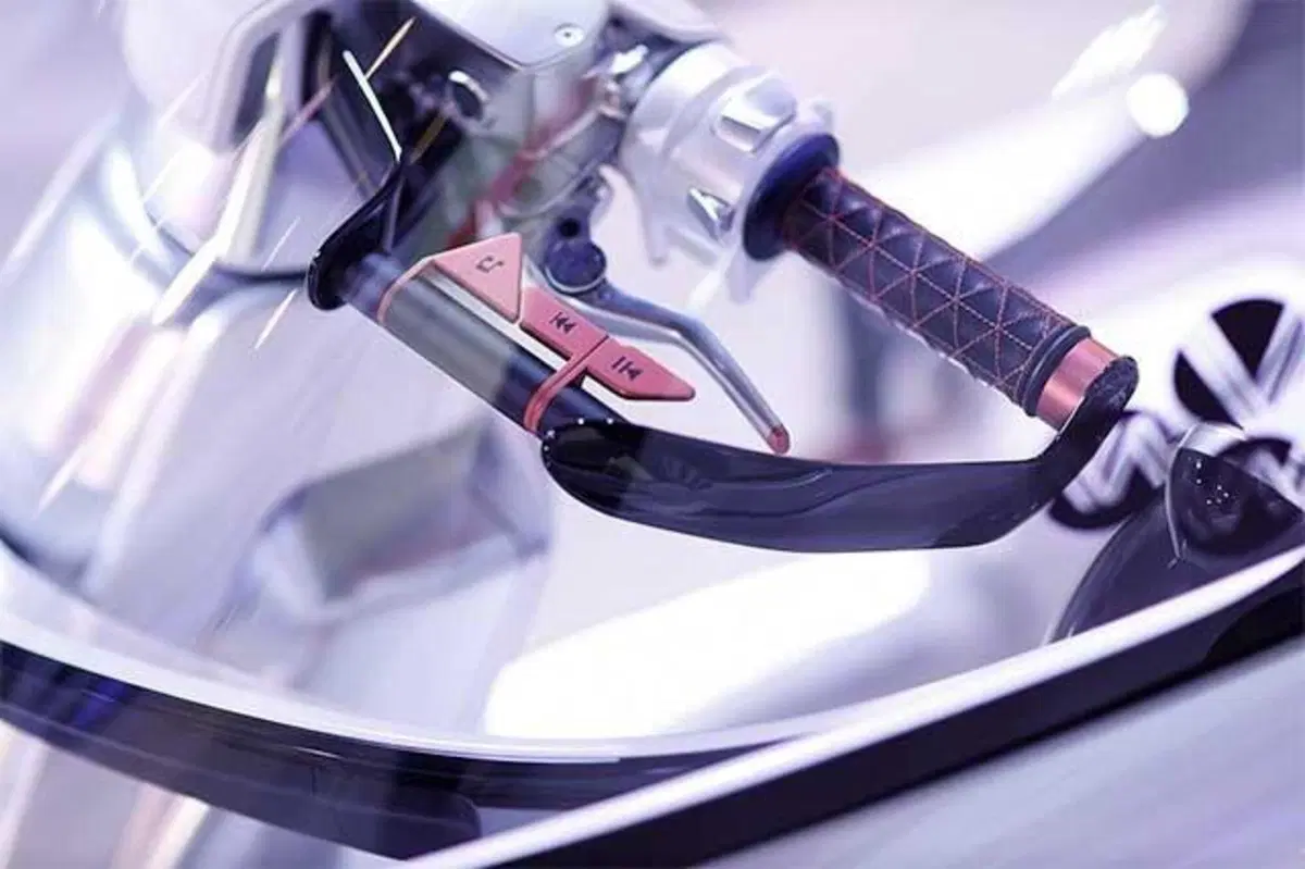 Yamaha, un nuovo tre ruote ibrido dal concept MW-Vision (12)