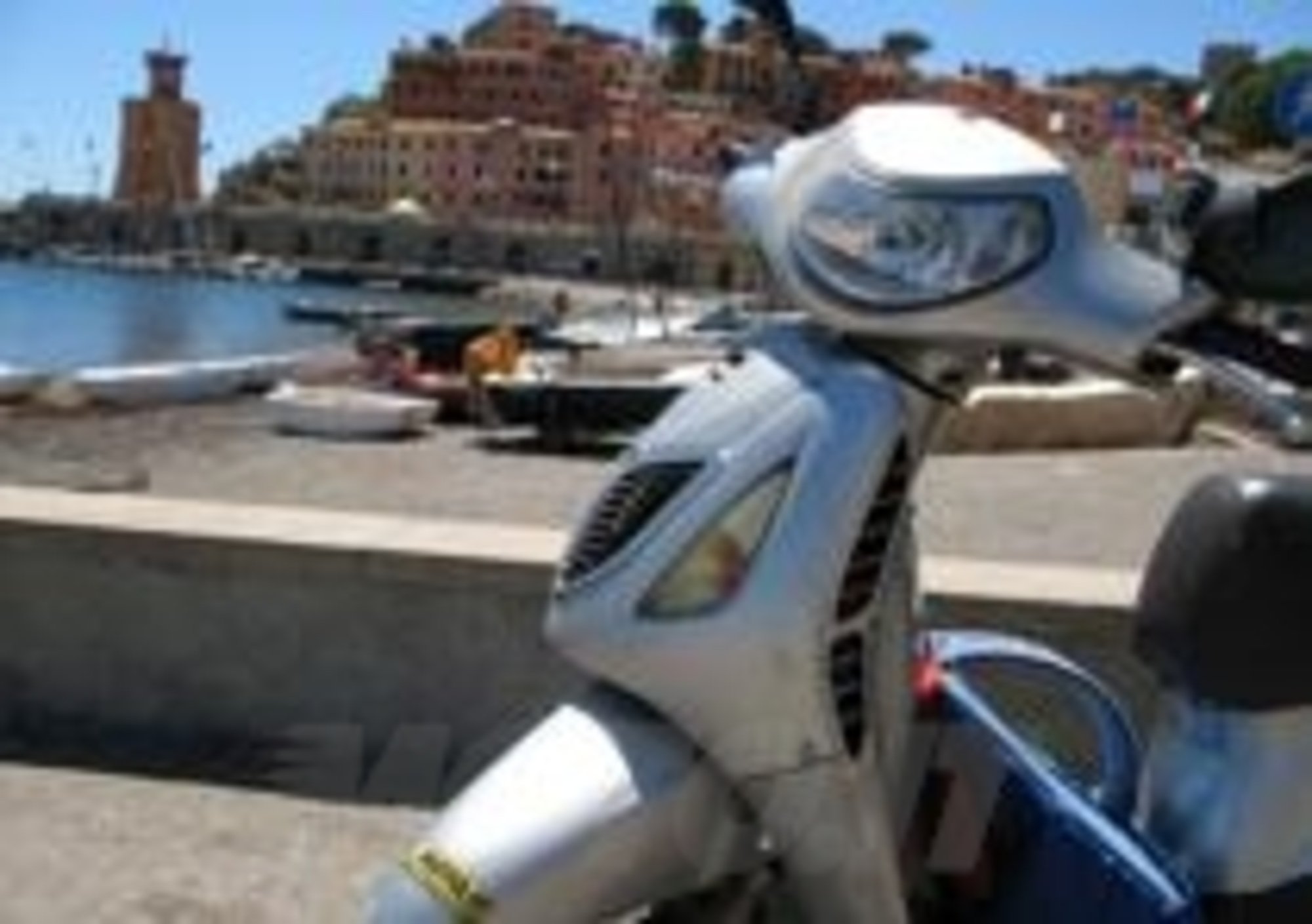 Turismo low cost. All&rsquo;Isola d&rsquo;Elba con l&rsquo;Honda SH 125