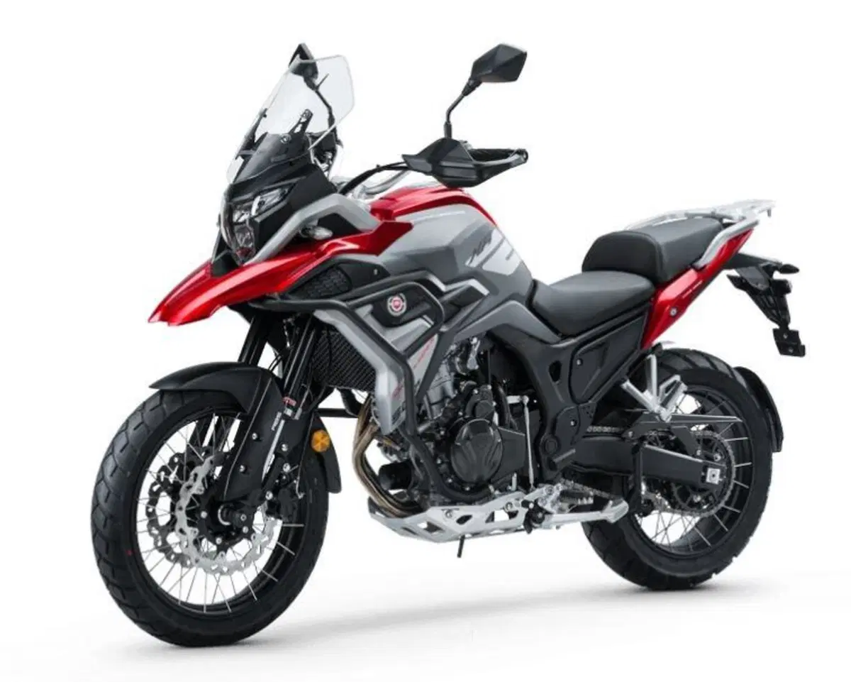Macbor Montana XR5. Adventure 'R1200GS style' che arriva dalla Spagna (3)