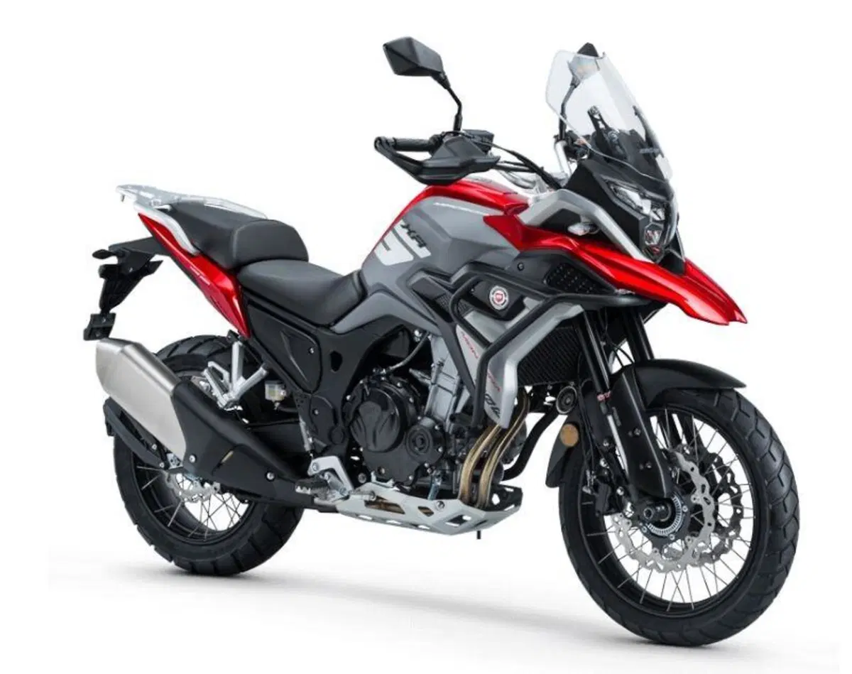 Macbor Montana XR5. Adventure 'R1200GS style' che arriva dalla Spagna (4)