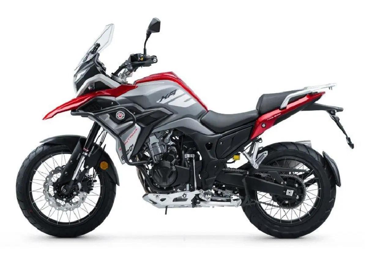 Macbor Montana XR5. Adventure 'R1200GS style' che arriva dalla Spagna (2)