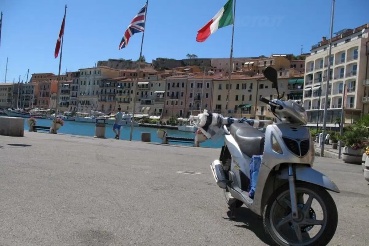 Turismo low cost. All’Isola d’Elba con l’Honda SH 125 (3)