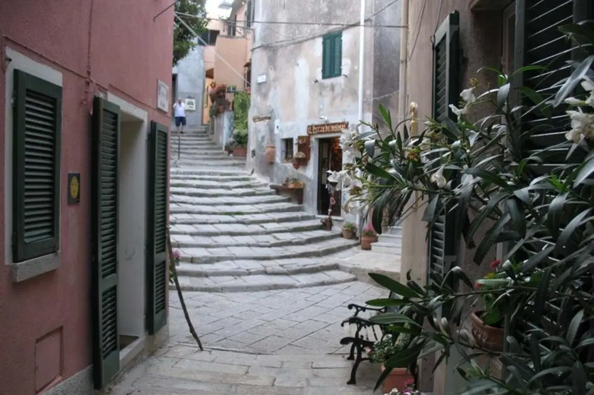 Turismo low cost. All’Isola d’Elba con l’Honda SH 125 (35)