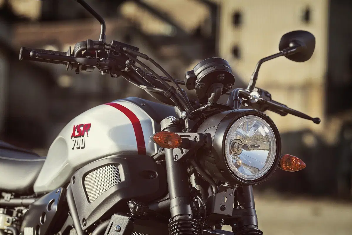 Yamaha XSR 700 XTribute dettagli